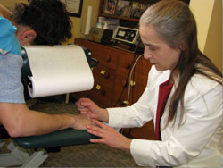 Dr. Laura Mudrak, L.Ac. Acupuncture